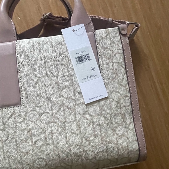 Calvin Klein Crossbody Bag - Picture 4 of 4